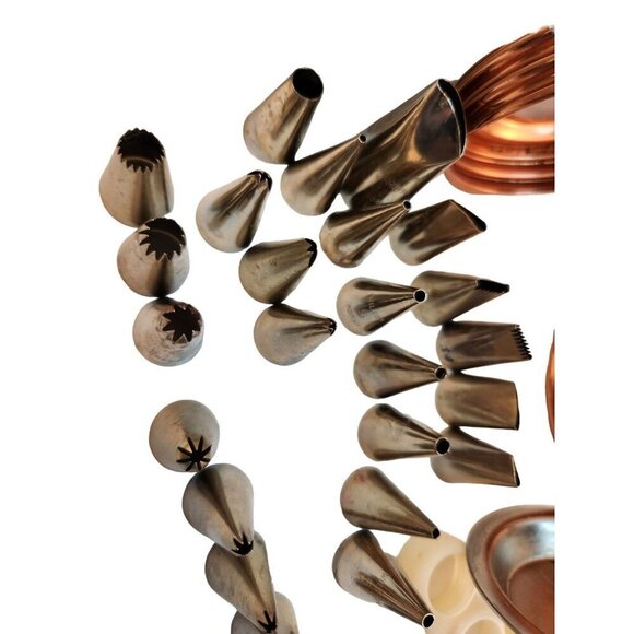 Aluminum & Copper Cookie Press & Icing Set With Pastry Piping Tips - Picture 9 of 15
